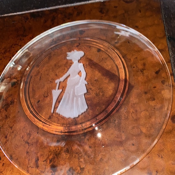 Avon Vintage ‘Avon Lady’ Representatives Gift Limited Edition 1971 - Picture 4 of 8